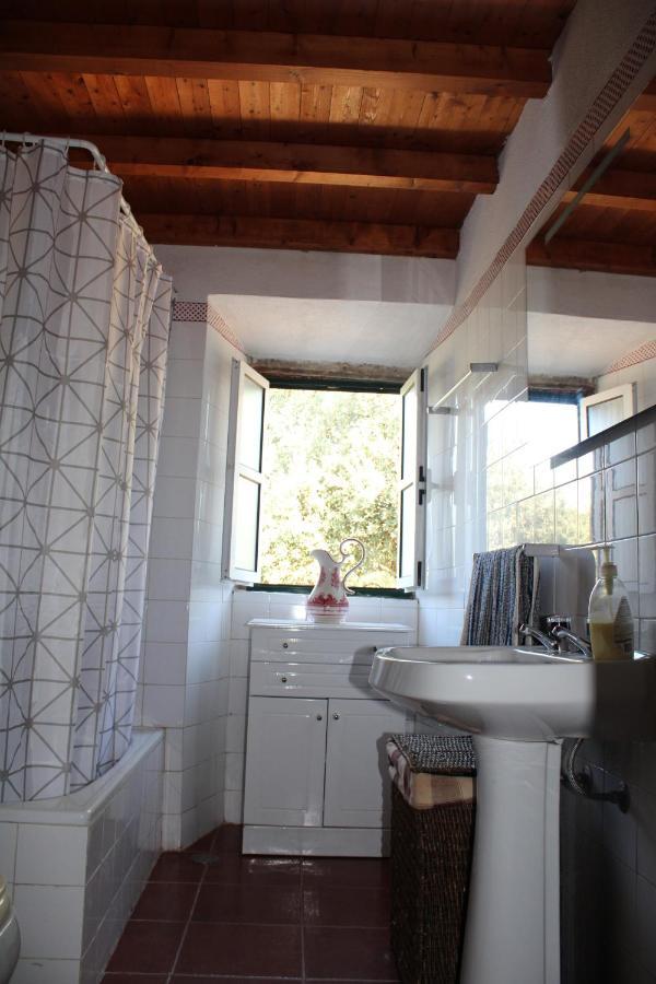 Casa Dos Terranhos Villa โตมาร์ ภายนอก รูปภาพ