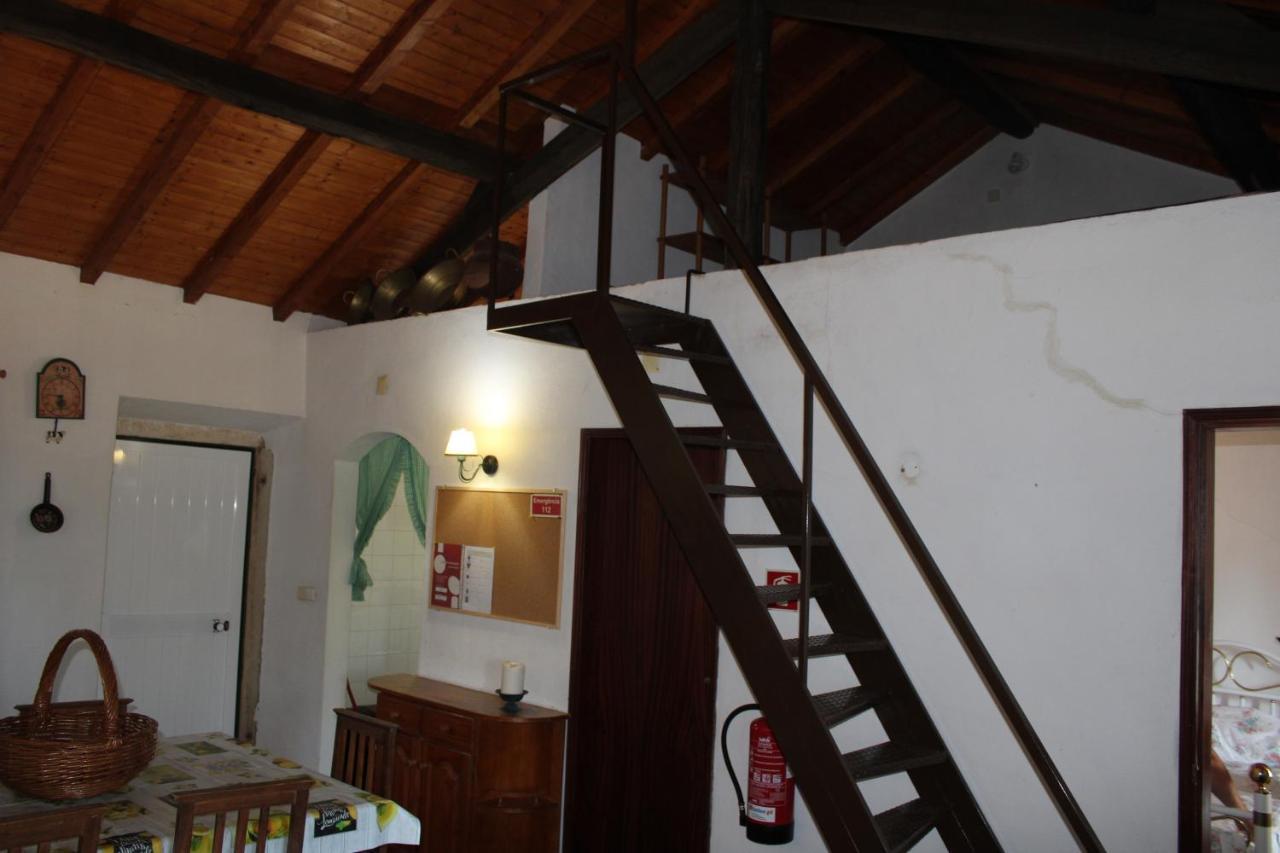 Casa Dos Terranhos Villa โตมาร์ ภายนอก รูปภาพ